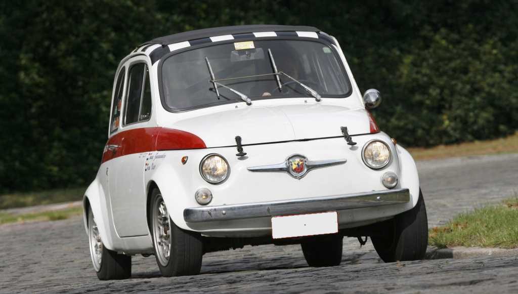 Fiat 500, sessantuno anni e neppure una ruga
